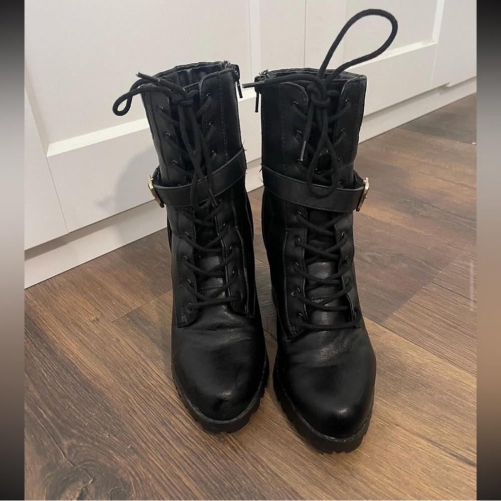 Express combat booties